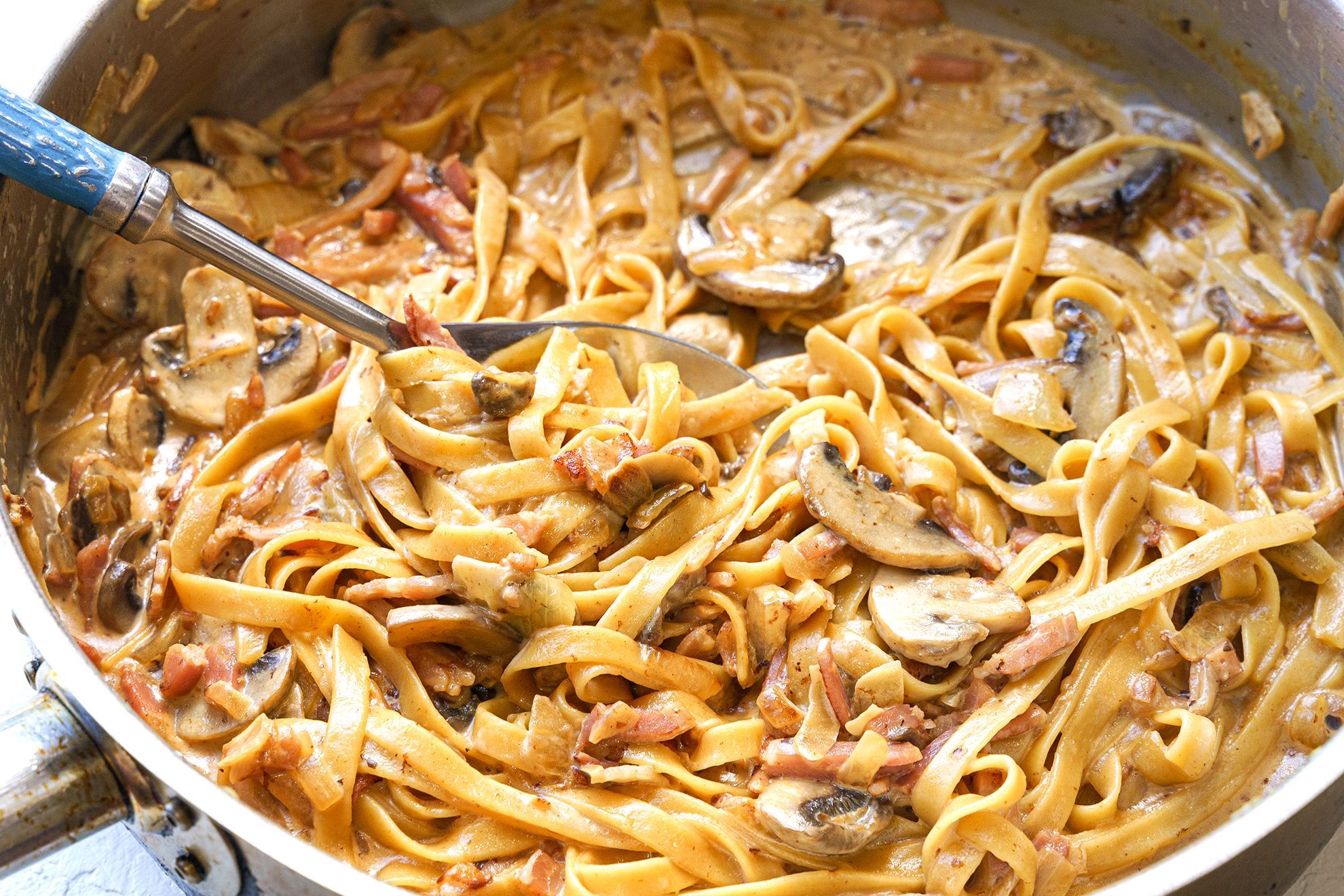 Creamy Pasta: Indulge in the Ultimate Comfort Food with Rich, Velvety Flavors