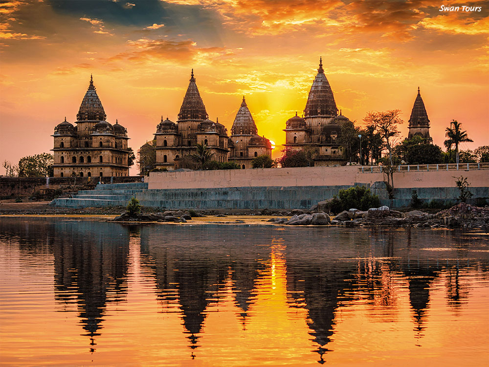 A stunning view of Khajuraho Temples in Madhya Pradesh, showcasing intricate carvings and architectural brilliance.